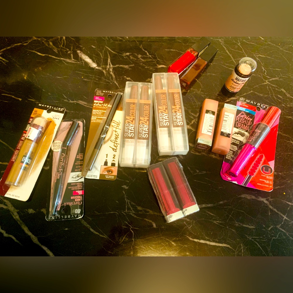 Maybelline Makeup bundle